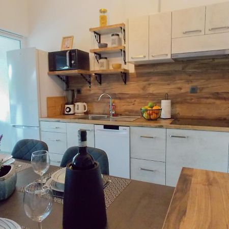 Apartman Bamboo Nin Exteriör bild