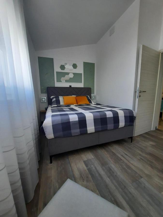 Apartman Bamboo Nin Exteriör bild