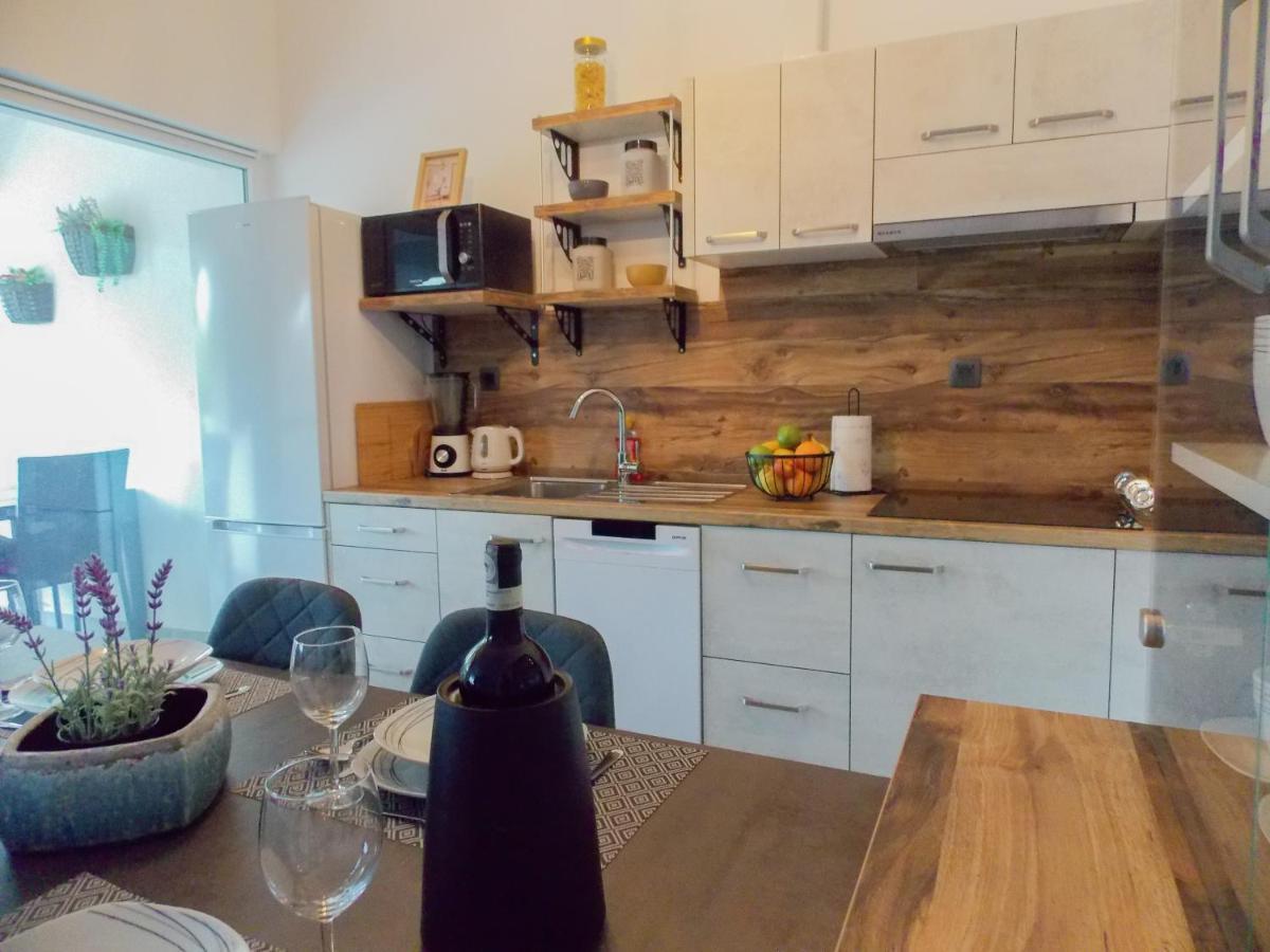 Apartman Bamboo Nin Exteriör bild